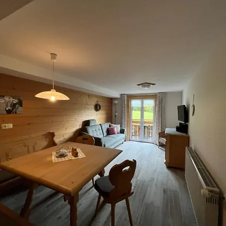 Gaestehaus Nussbaumer *