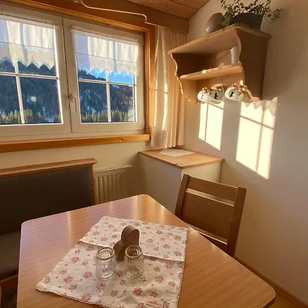 Gaestehaus Nussbaumer Apartamento *