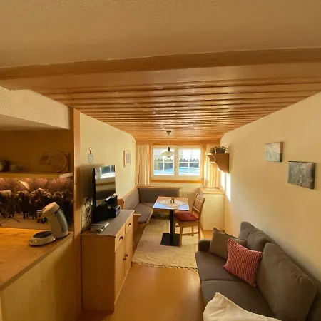 Gaestehaus Nussbaumer *