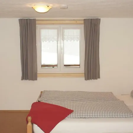 Gaestehaus Nussbaumer *