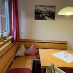 Gaestehaus Nussbaumer דירה
